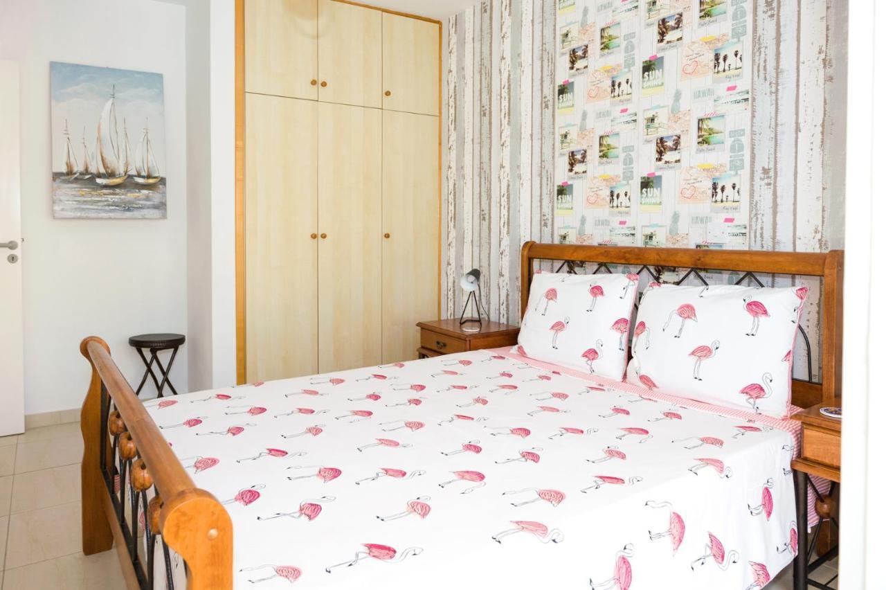 Sofia Apartment 700M Away From The Beach Paralimni Eksteriør billede