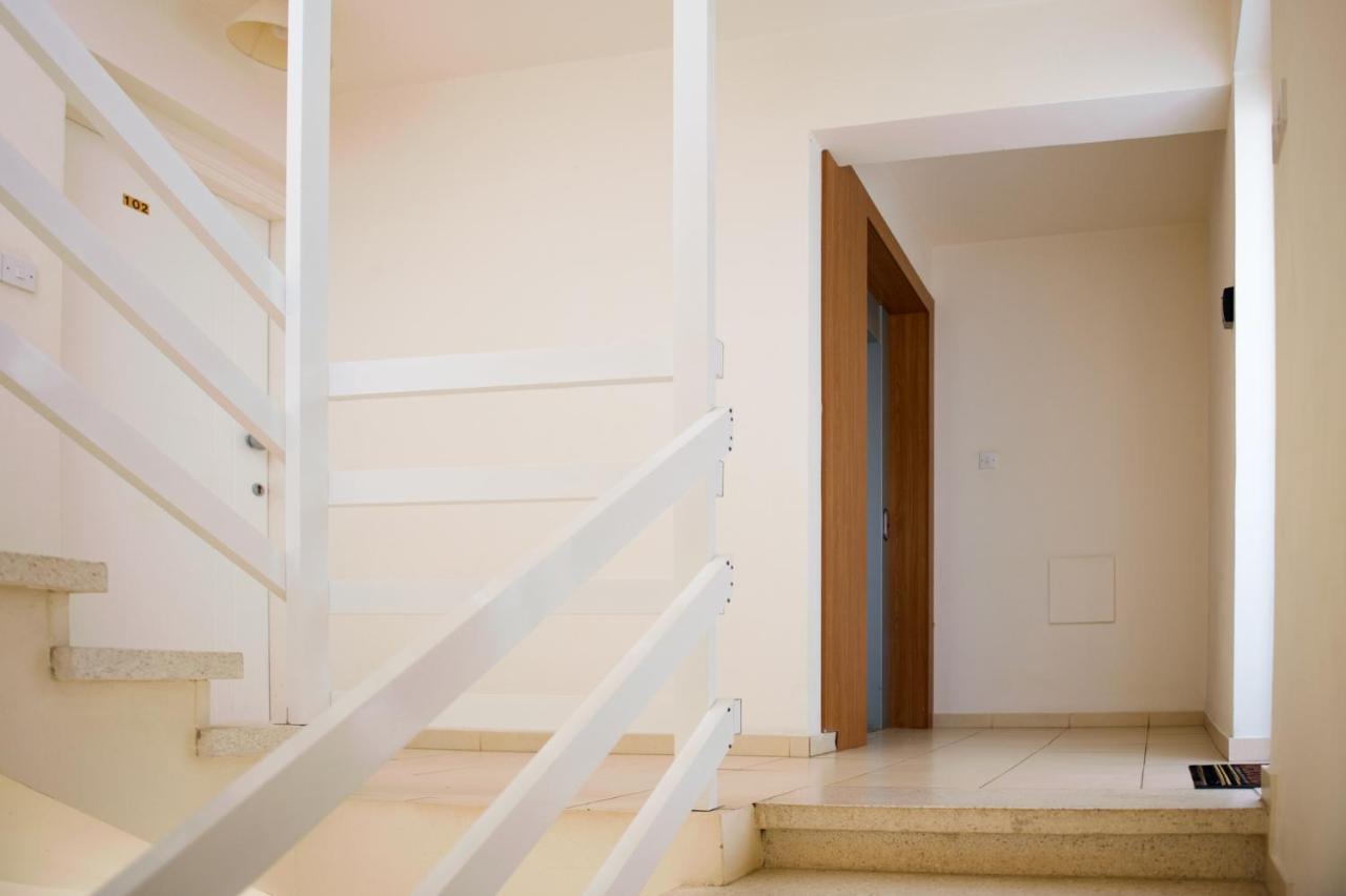 Sofia Apartment 700M Away From The Beach Paralimni Eksteriør billede